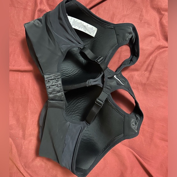 Nike Sports Bra - Picture 2 of 3